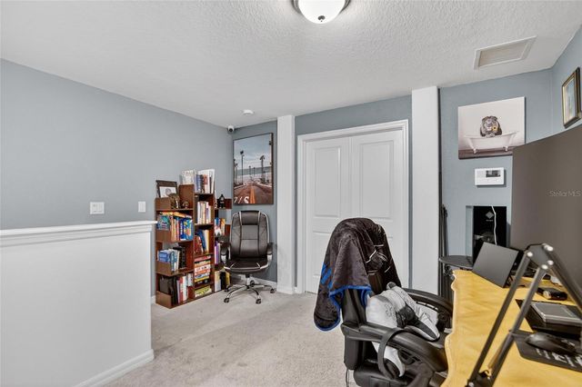 7050 RIPPLE POND LOOP, Zephyrhills, FL 33541