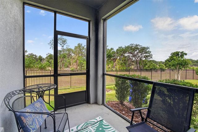 7050 RIPPLE POND LOOP, Zephyrhills, FL 33541
