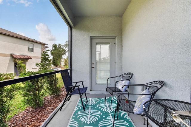 7050 RIPPLE POND LOOP, Zephyrhills, FL 33541