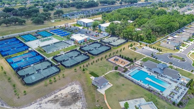 7050 RIPPLE POND LOOP, Zephyrhills, FL 33541