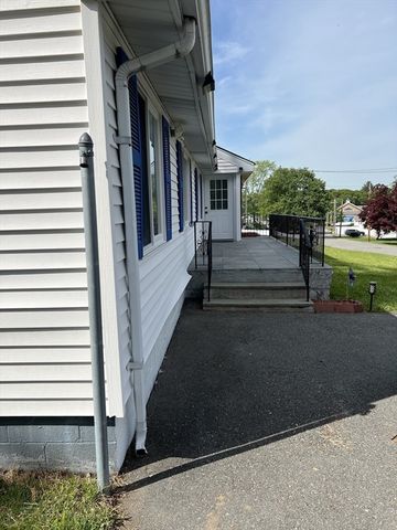 9 Payson Rd, Billerica, MA 01821