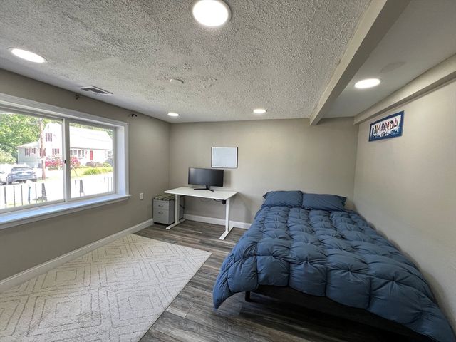 9 Payson Rd, Billerica, MA 01821