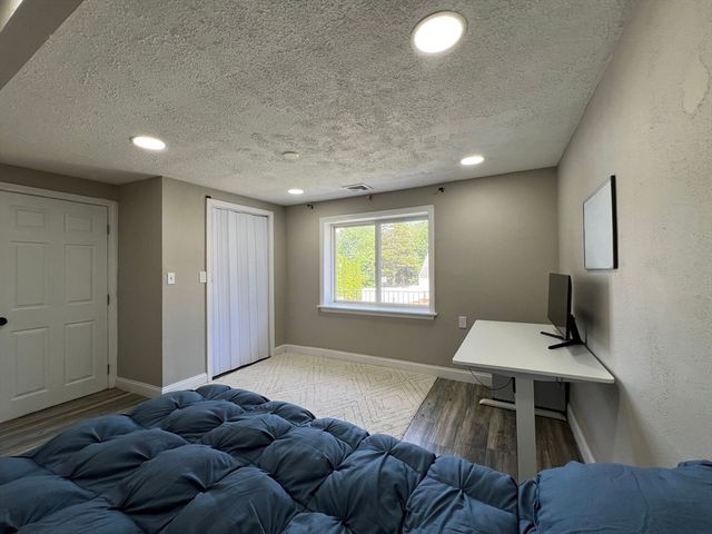 9 Payson Rd, Billerica, MA 01821