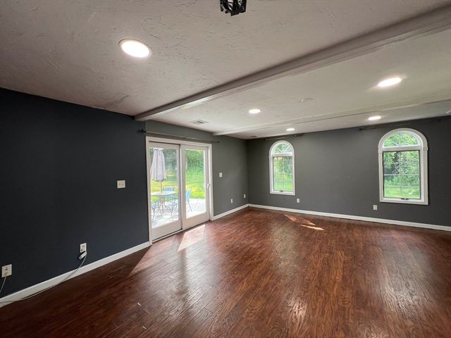 9 Payson Rd, Billerica, MA 01821