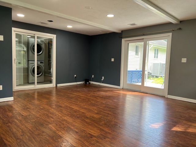 9 Payson Rd, Billerica, MA 01821