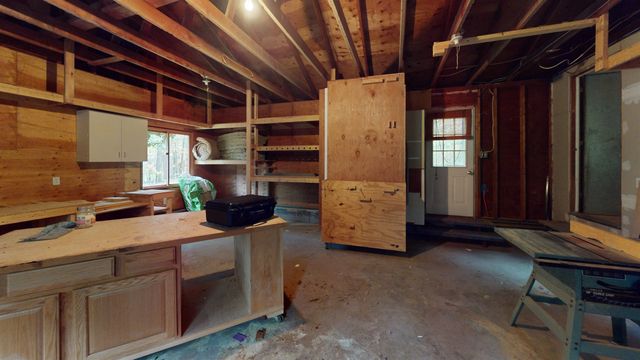 46 Thornton Road, Merrimack, NH 03054
