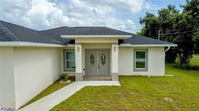 1138 Argosy RD, Labelle, FL 33935