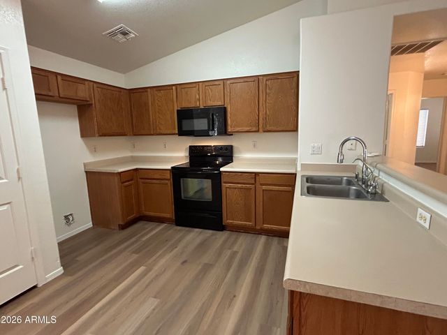 11426 W VIRGINIA Avenue, Avondale, AZ 85392