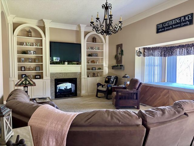 250 Hill Place Road, Benham, KY 40807