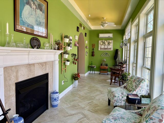 250 Hill Place Road, Benham, KY 40807