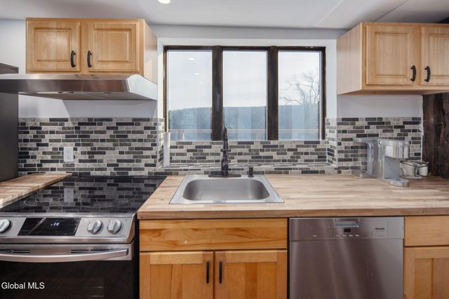 320 Merchant Road, Jefferson, NY 12093