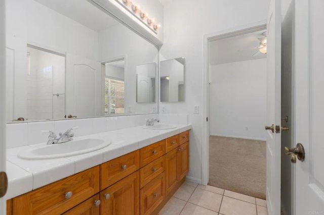 2445 Southern Oak Road, Ramona, CA 92065