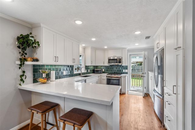 1510 Alexander Street, Houston, TX 77008