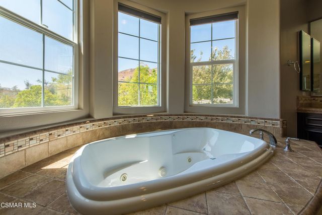 3849 Eagle Flight Drive, Simi Valley, CA 93065