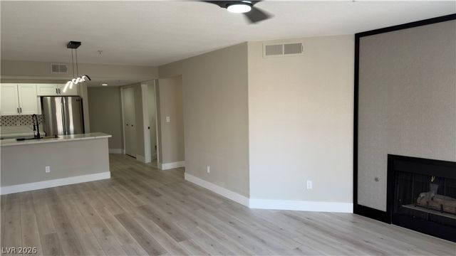 5000 RED ROCK 210, Las Vegas, NV 89118