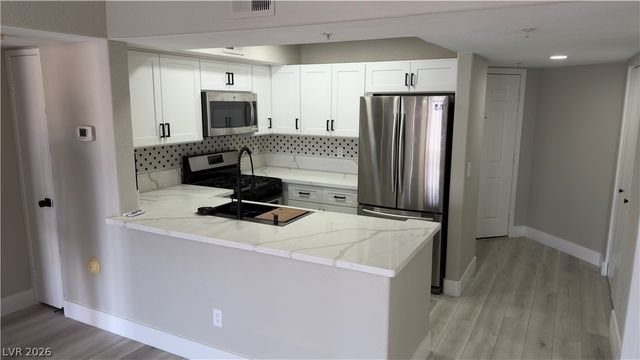 5000 RED ROCK 210, Las Vegas, NV 89118