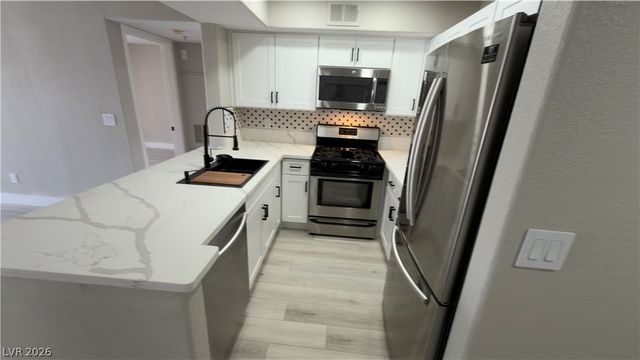 5000 RED ROCK 210, Las Vegas, NV 89118