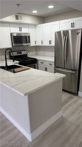 5000 RED ROCK 210, Las Vegas, NV 89118