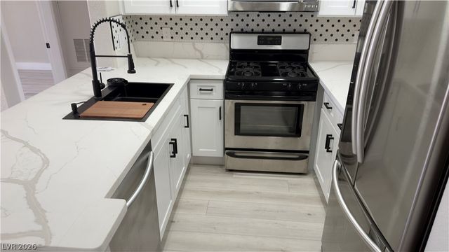 5000 RED ROCK 210, Las Vegas, NV 89118