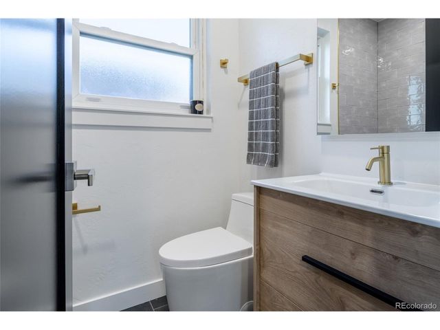 2518 Kearney St, Denver, CO 80207