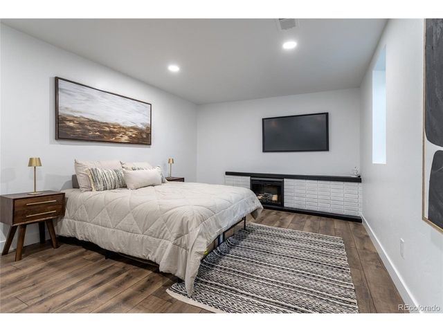 2518 Kearney St, Denver, CO 80207