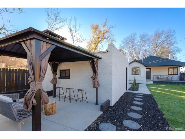 2518 Kearney St, Denver, CO 80207