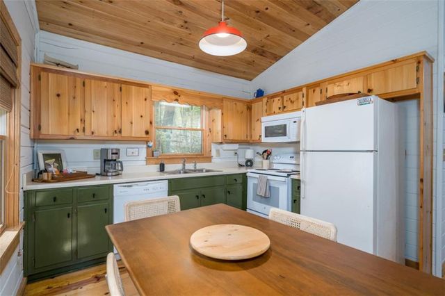 7 Ascherman Court, Blue Ridge, GA 30513