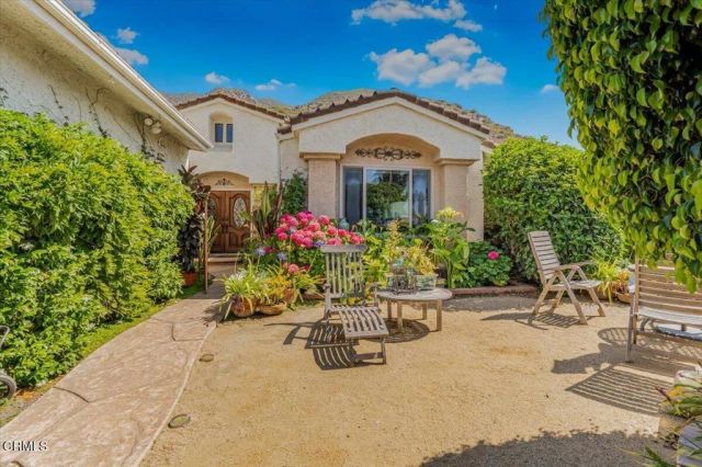 6186 Irena Avenue, Camarillo, CA 93012