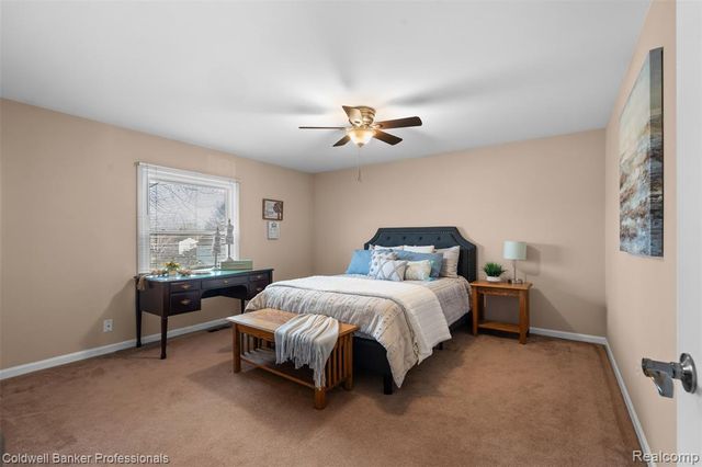 4347 Apple Valley Lane, West Bloomfield, MI 48323