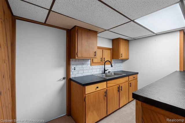 4347 Apple Valley Lane, West Bloomfield, MI 48323