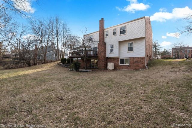 4347 Apple Valley Lane, West Bloomfield, MI 48323