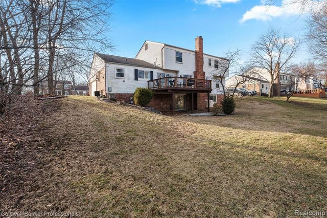 4347 Apple Valley Lane, West Bloomfield, MI 48323