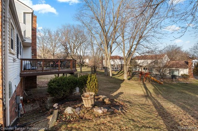 4347 Apple Valley Lane, West Bloomfield, MI 48323