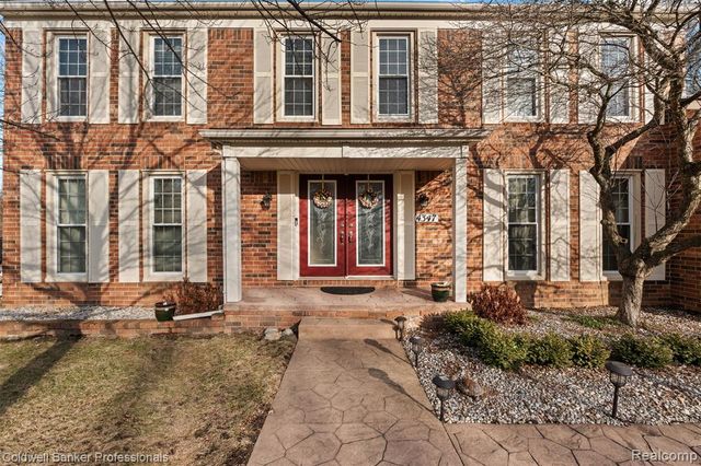 4347 Apple Valley Lane, West Bloomfield, MI 48323