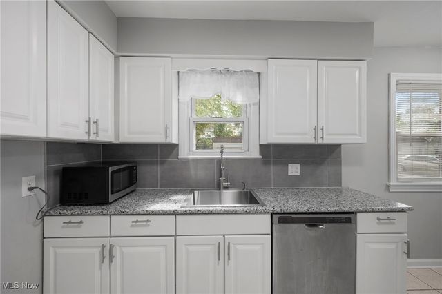 4038 Bushnell Road, University Heights, OH 44118