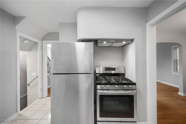 4038 Bushnell Road, University Heights, OH 44118