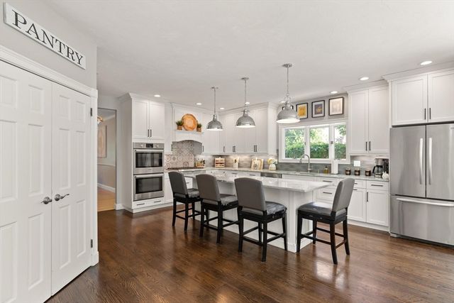 9 Riverside Terrace, Easton, MA 02356