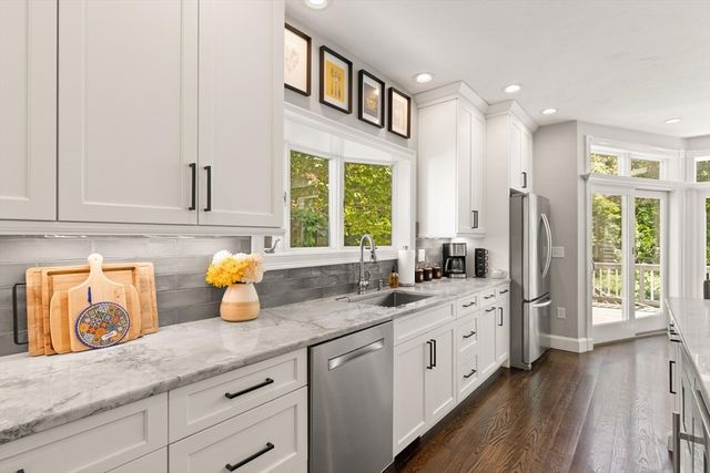 9 Riverside Terrace, Easton, MA 02356