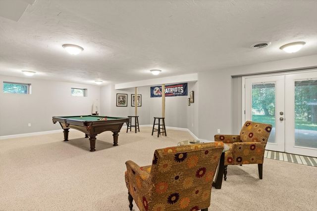 9 Riverside Terrace, Easton, MA 02356