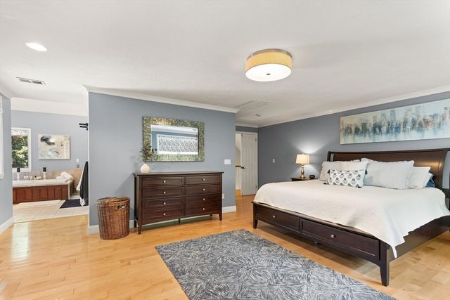 9 Riverside Terrace, Easton, MA 02356