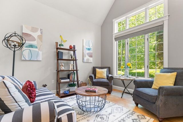9 Riverside Terrace, Easton, MA 02356