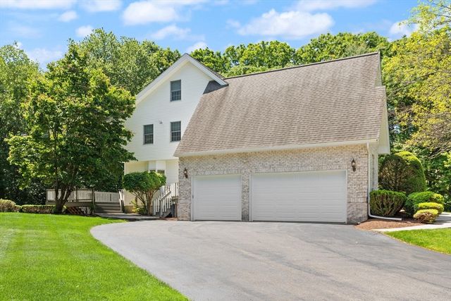9 Riverside Terrace, Easton, MA 02356