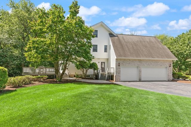 9 Riverside Terrace, Easton, MA 02356