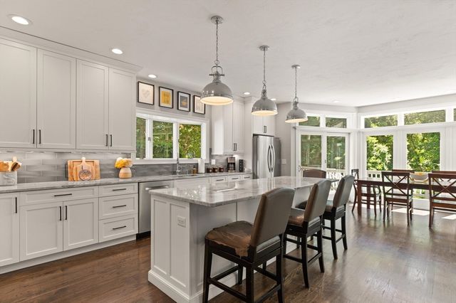 9 Riverside Terrace, Easton, MA 02356