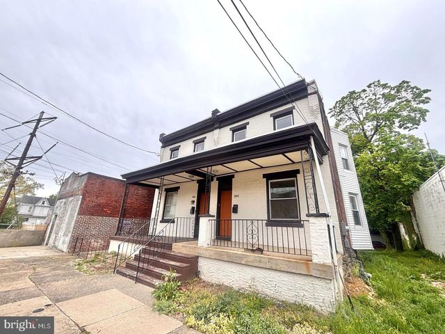304 3RD, Darby, PA 19023