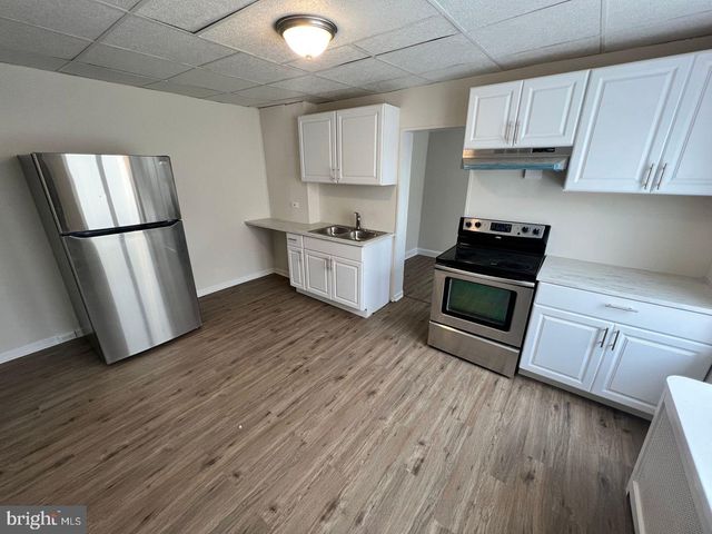 304 3RD, Darby, PA 19023