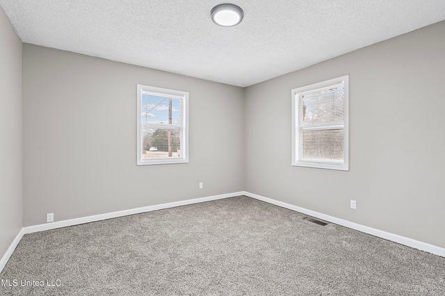 1282 S Highway 309, Byhalia, MS 38611