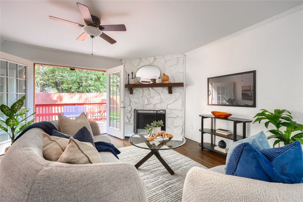 1600 Brentwood Drive, Irving, TX 75061 — exterior