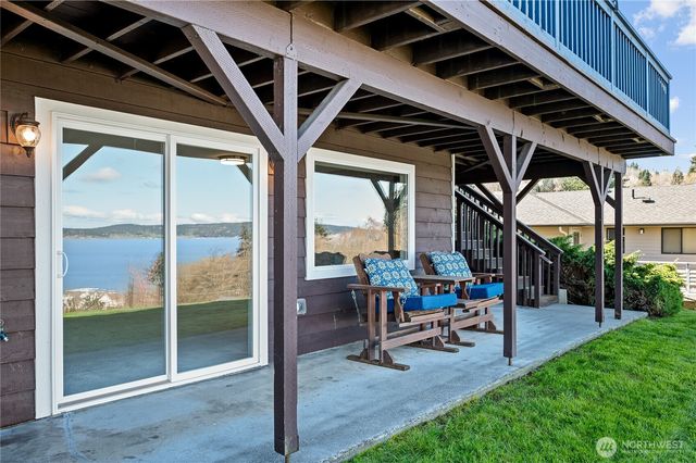 21 Conley Drive, Camano Island, WA 98282