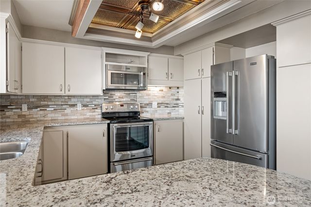 21 Conley Drive, Camano Island, WA 98282